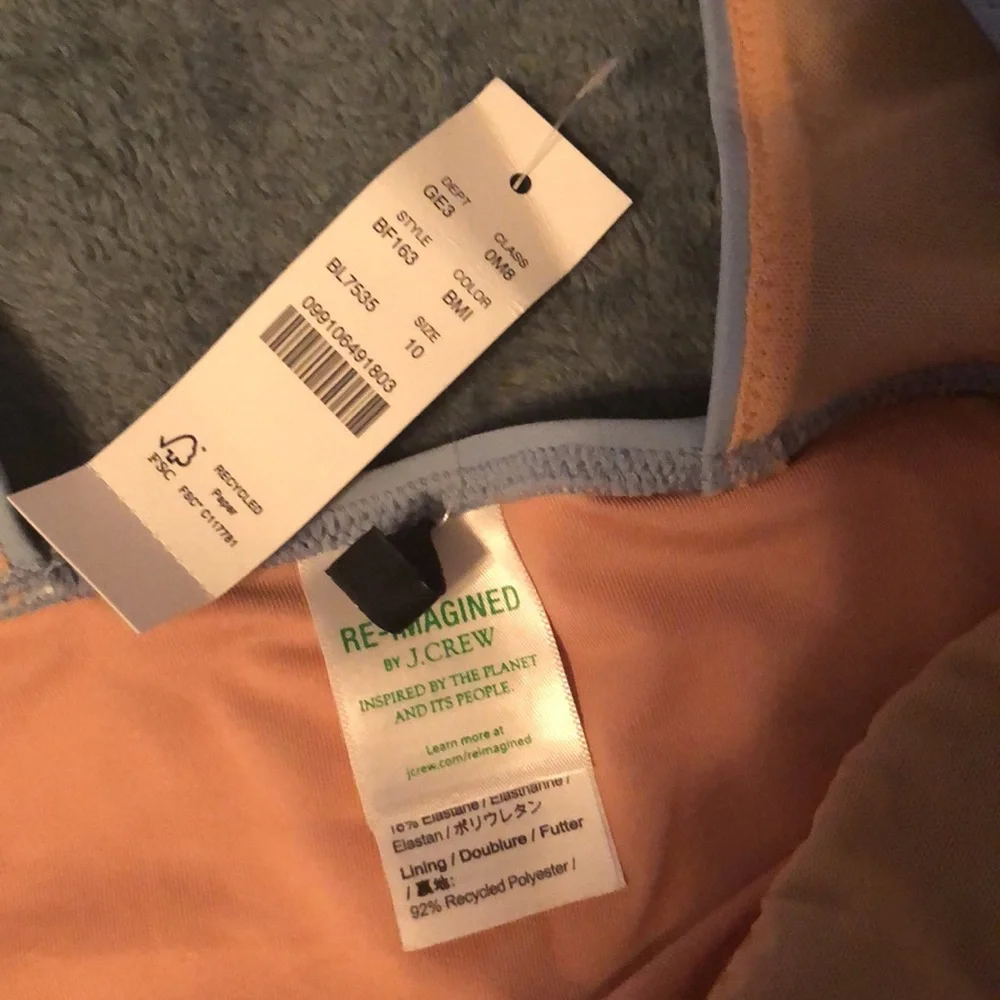 NWT Woman’s J Crew one piece bathing suit sz 10 - Picture 2 of 7